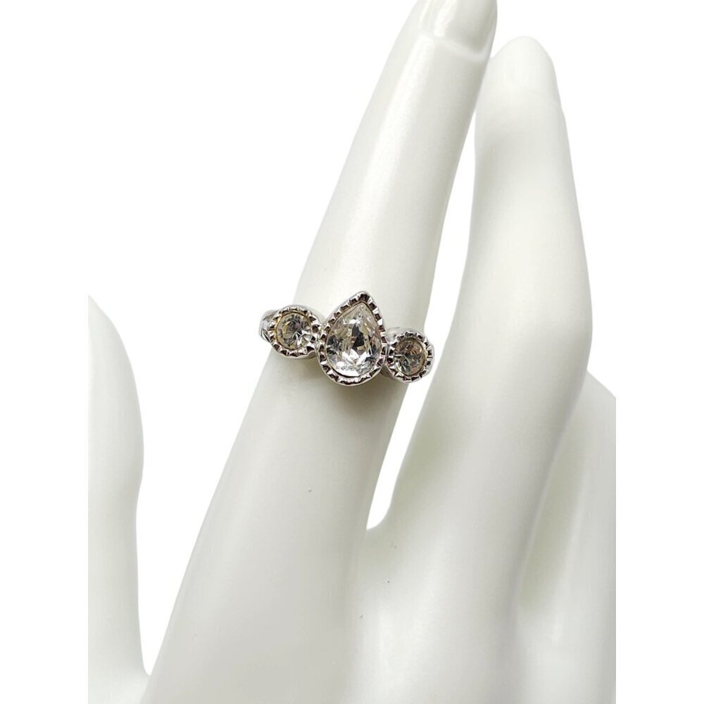 Pear Bezel Shaped Clear Rhinestone Engagement Ring Silver Tone Size 6.75 Vintage